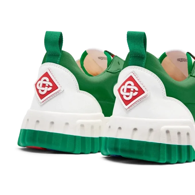 Court grøn og hvid herresneaker
