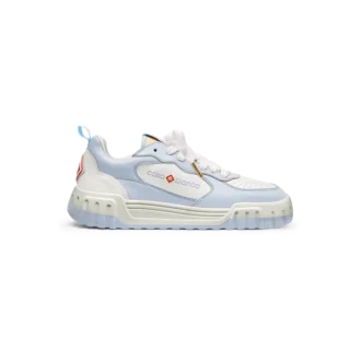 Court hvid og lyseblå herresneaker