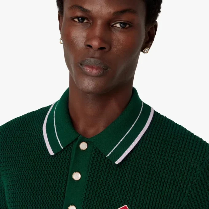 Grøn hæklet polo-shirt med korte ærmer