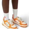 Herre Court orange og hvide sneakers