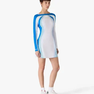 Hvid stretch-tennis-maxi-kjole i halvtoner