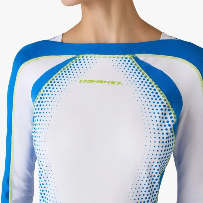 Hvid stretch-tennis-maxi-kjole i halvtoner