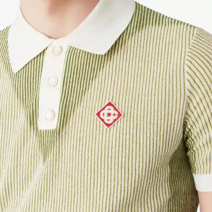 Kortærmet poloshirt med lodrette striber