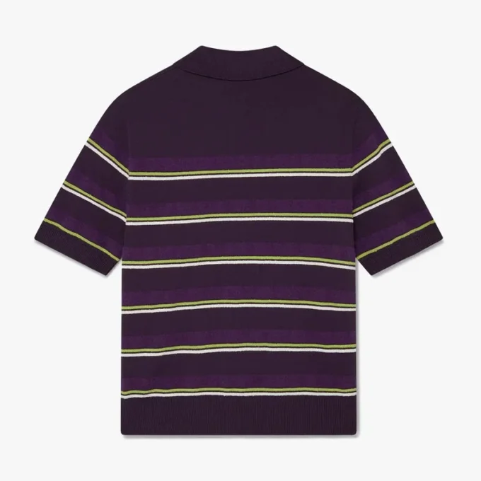 Lilla og grøn stribet tætsiddende poloshirt