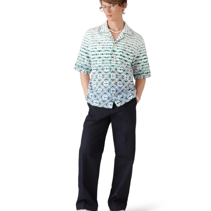Monogram Gradient-frotté-skjorte med korte shorts Monogram Gradient-frotté-skjorte med korte shorts
