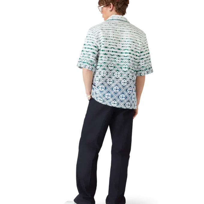 Monogram Gradient-frotté-skjorte med korte shorts Monogram Gradient-frotté-skjorte med korte shorts