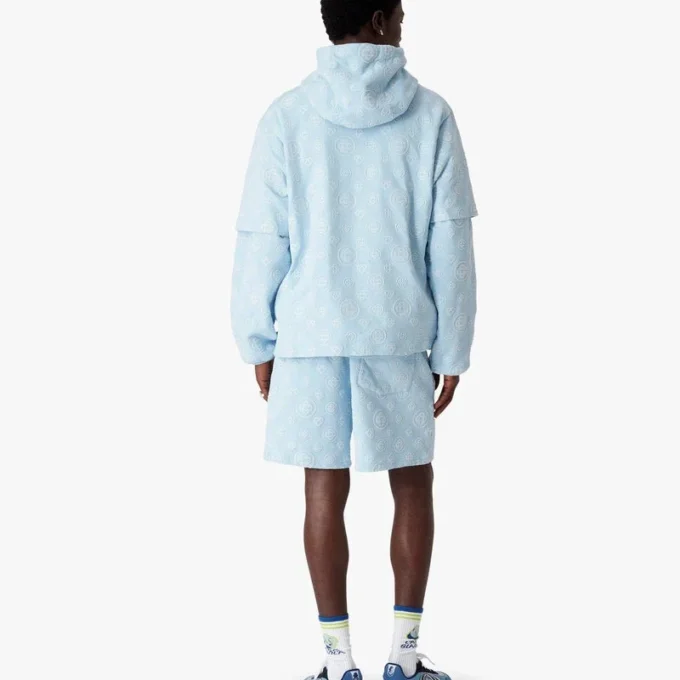 Oversized T-shirt med korte ærmer og applikeret monogram Oversized T-shirt med korte ærmer og applikeret monogram
