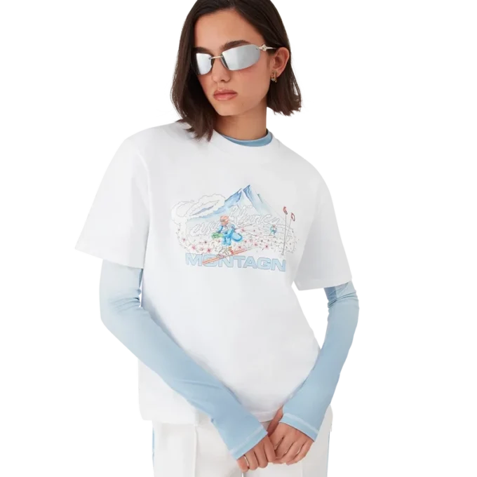 Ski-T-shirt med korte shorts Ski-T-shirt med korte shorts