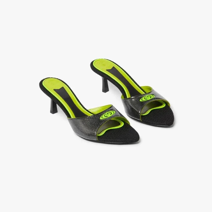 Sorte mule-sandaler med hæl Sorte mule-sandaler med hæl