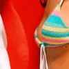 Stribet bikini-top i frotté Stribet bikini-top i frotté