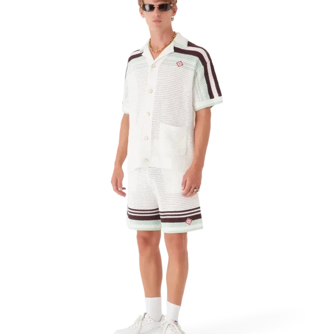 Tennis-bomulds-hæklet kortærmet skjorte i shorts