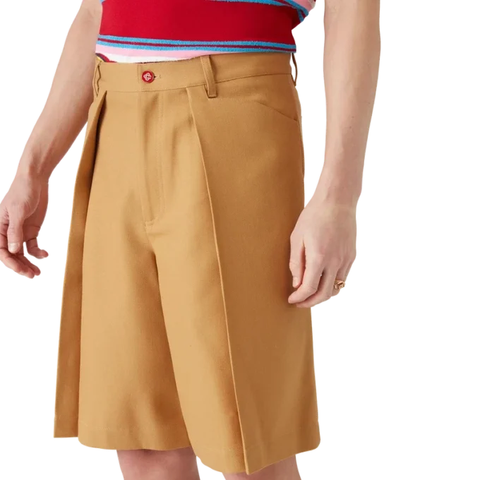 Uldshorts med plissering Uldshorts med plissering