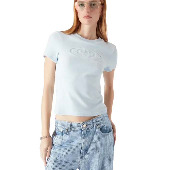 Velour-T-shirt med korte shorts til kvinder